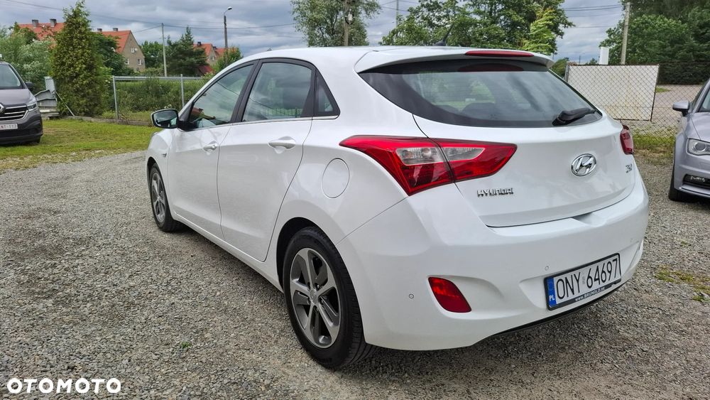 Hyundai i30 blue 1.4 YES Silver - 7