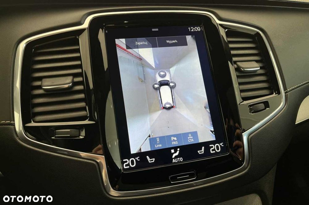 Volvo XC 90 D5 AWD R-Design 7os - 6