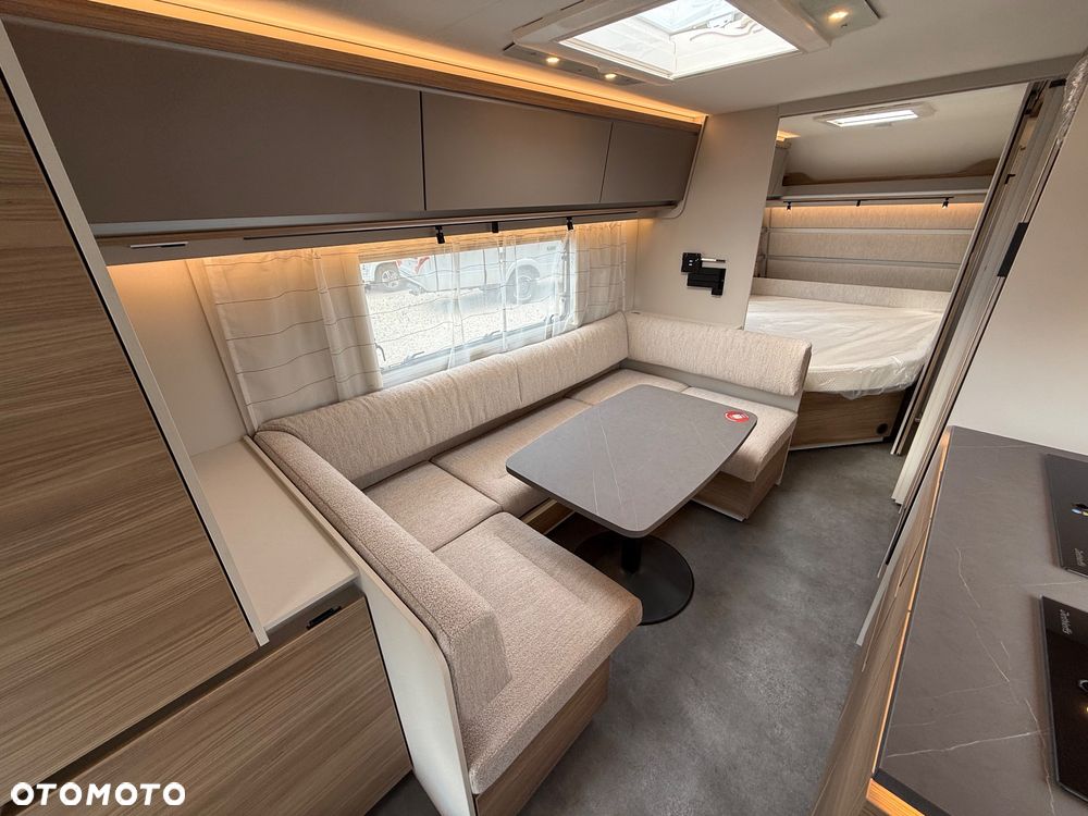 Dethleffs Nomad 560 FMK - 13