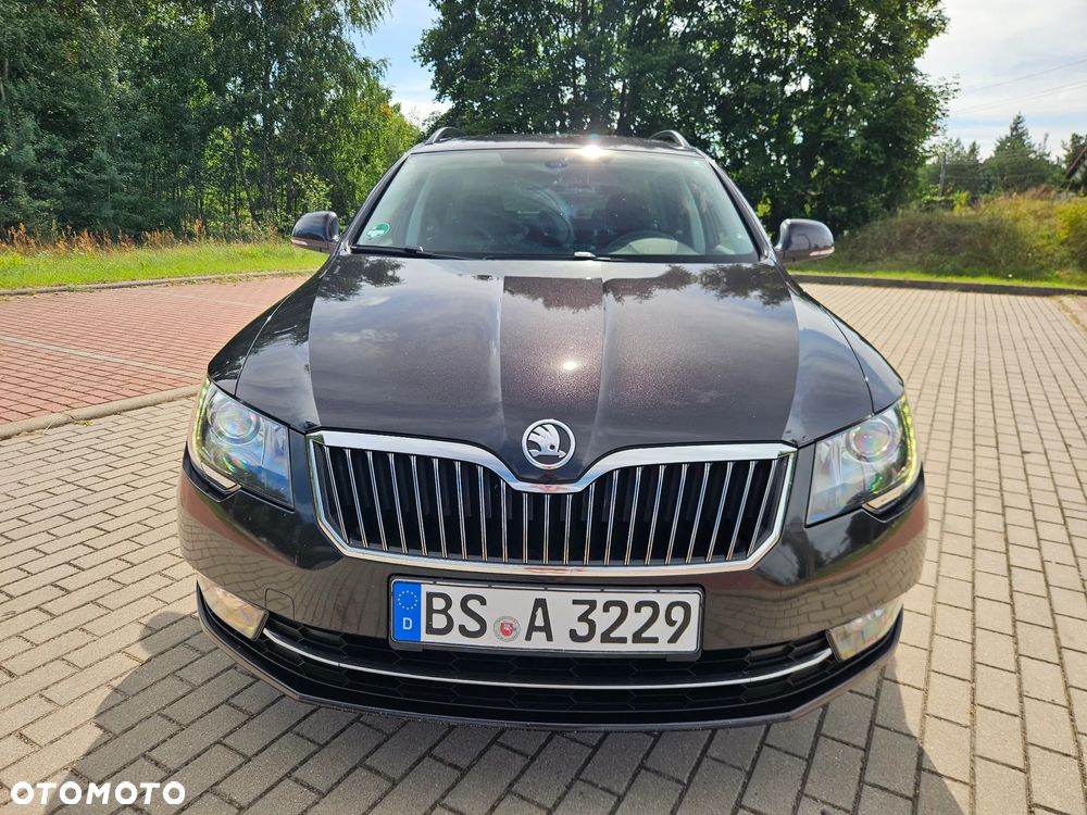 Skoda Superb 2.0 TDI Green tec DSG Elegance - 2