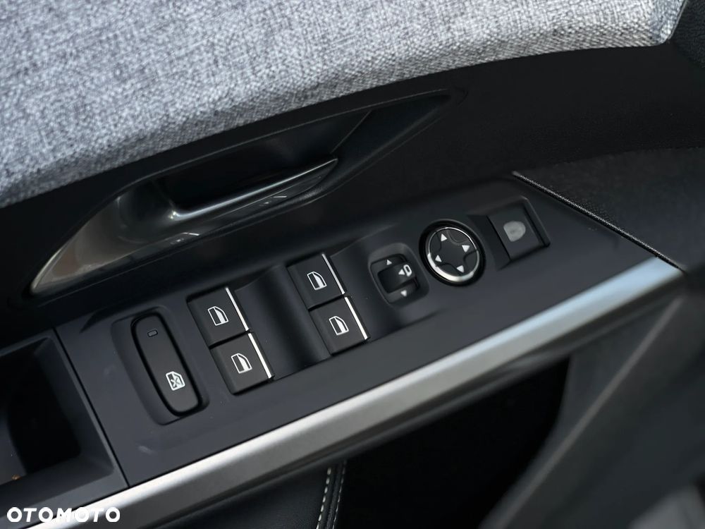 Peugeot 3008 1.2 PureTech mHEV GT S&S e-DCS6 - 6