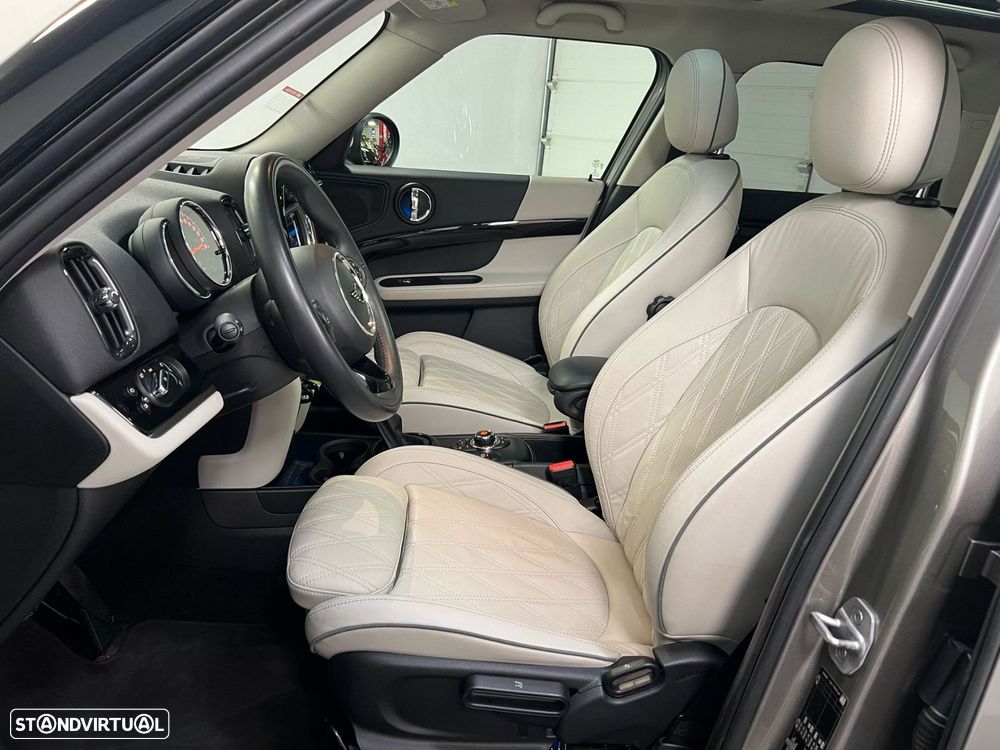 MINI Countryman Cooper SE ALL4 Auto - 6