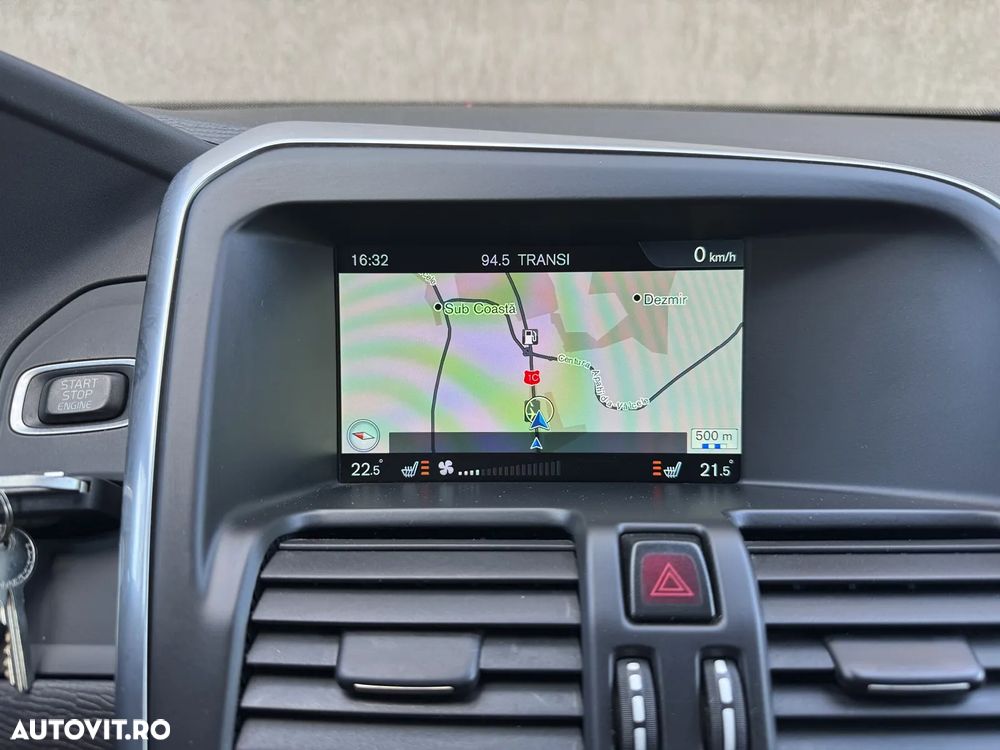 Volvo XC 60 D4 Geartronic Summum - 18