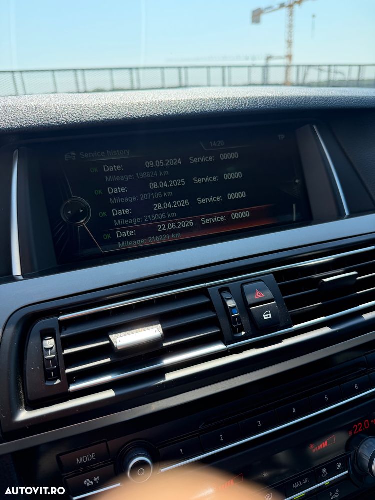BMW Seria 5 520d - 16
