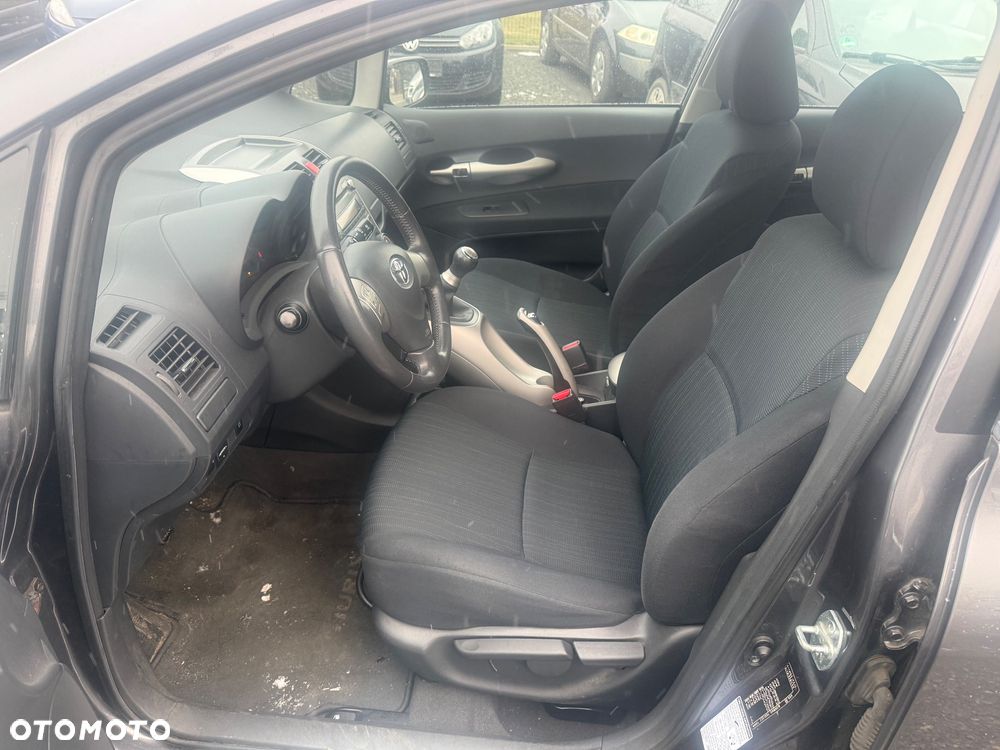 Toyota Auris 1.4 VVT-i Sol - 13