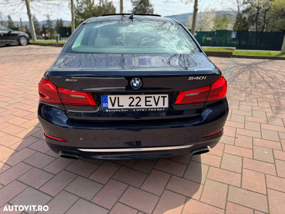 BMW Seria 5 540i xDrive AT - 7