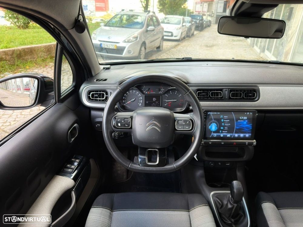 Citroën C3 1.2 PureTech Shine - 15