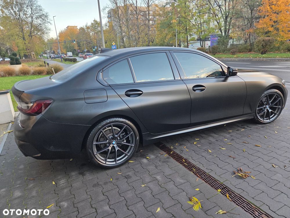 BMW Seria 3 320i xDrive M Sport sport - 12