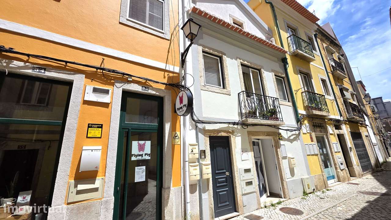 T2 - 3 Assoalhadas - Baixa - Centro da cidade com terraço - Grande imagem: 2/26