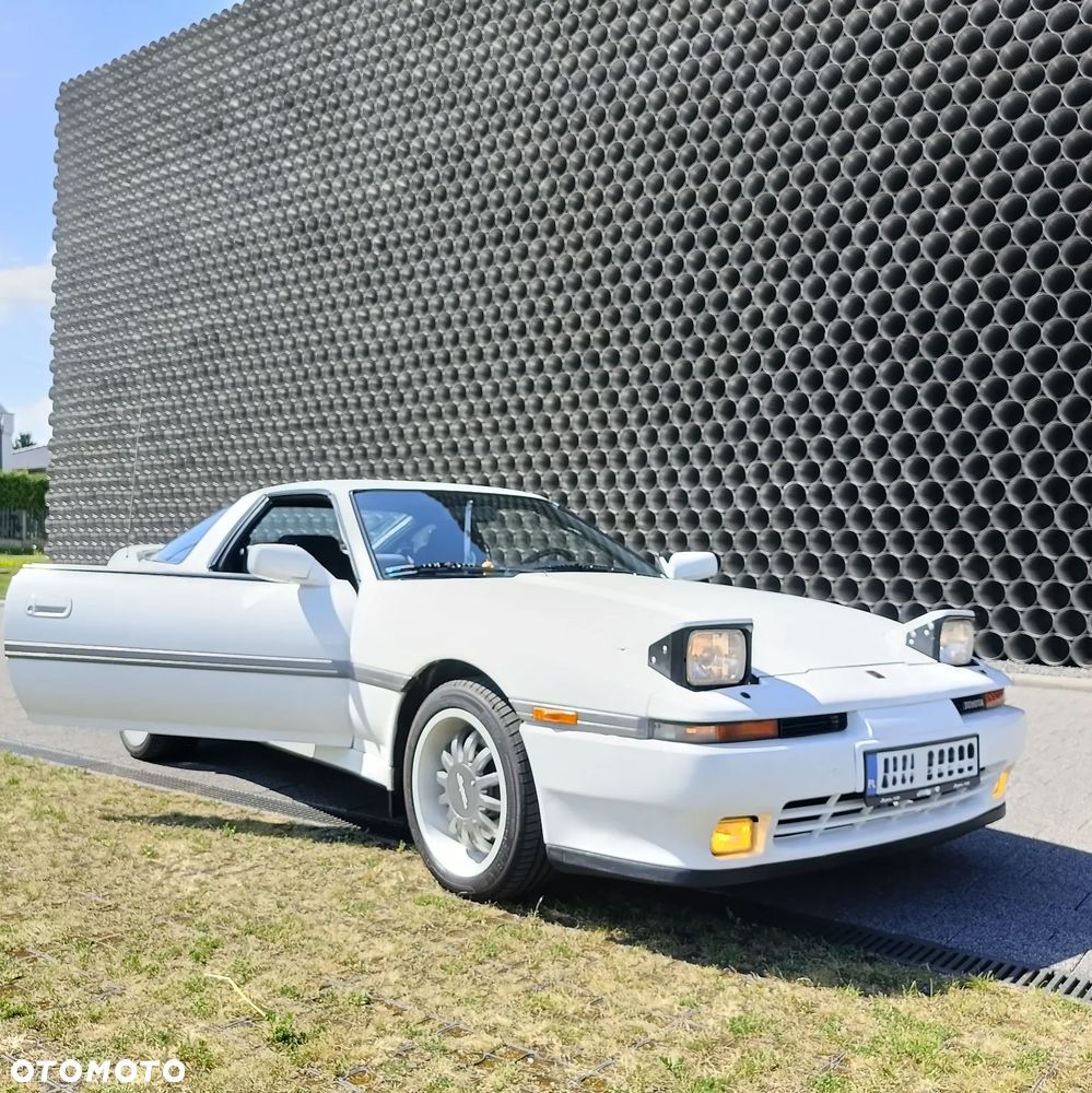 Toyota Supra - 1