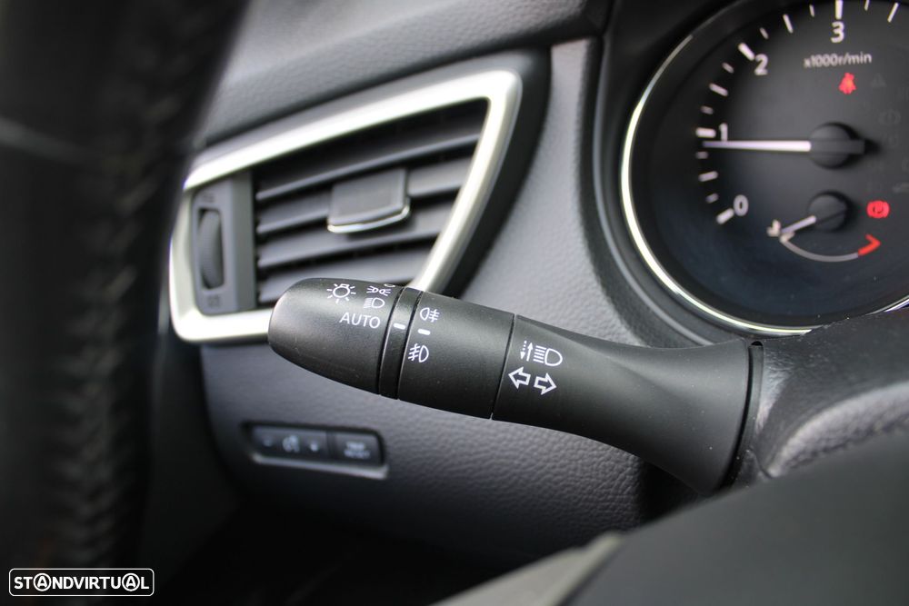 Nissan Qashqai 1.6 dCi Tekna - 23