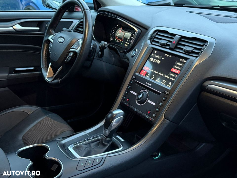 Ford Mondeo 2.0 TDCi Powershift Titanium - 19