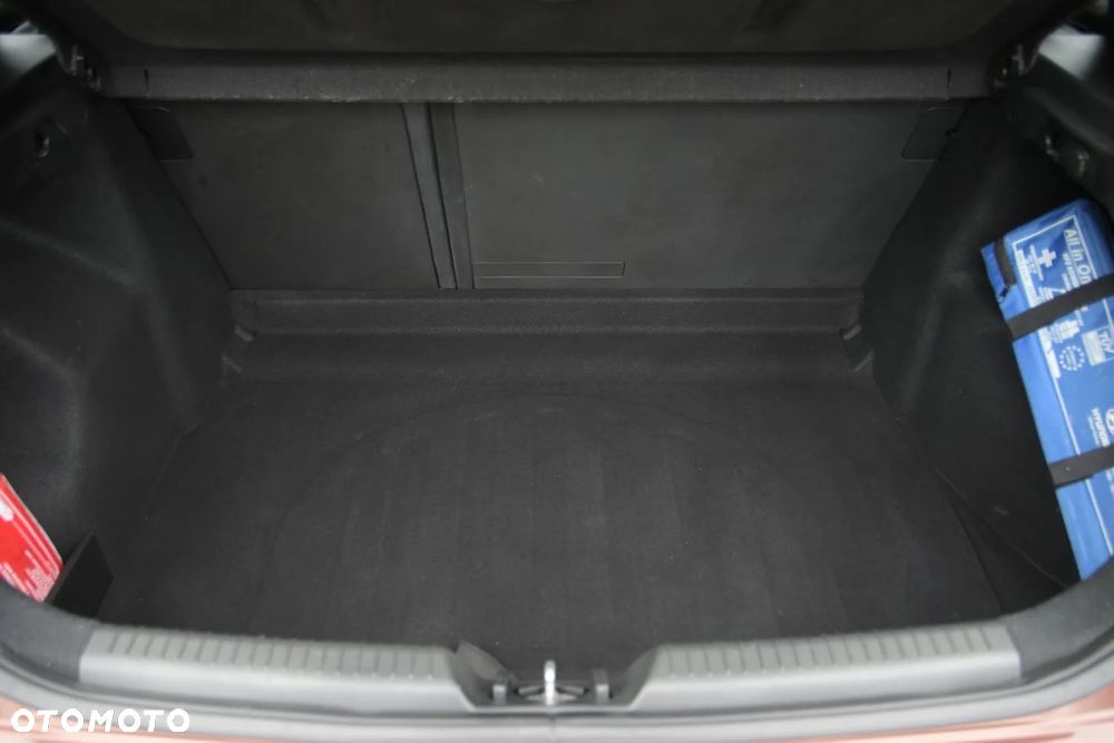 Hyundai i30 1.4 Premium - 21