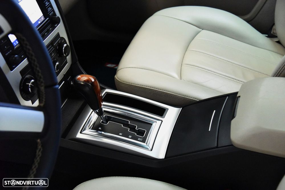 Chrysler 300 C 3.0 CRD - 19