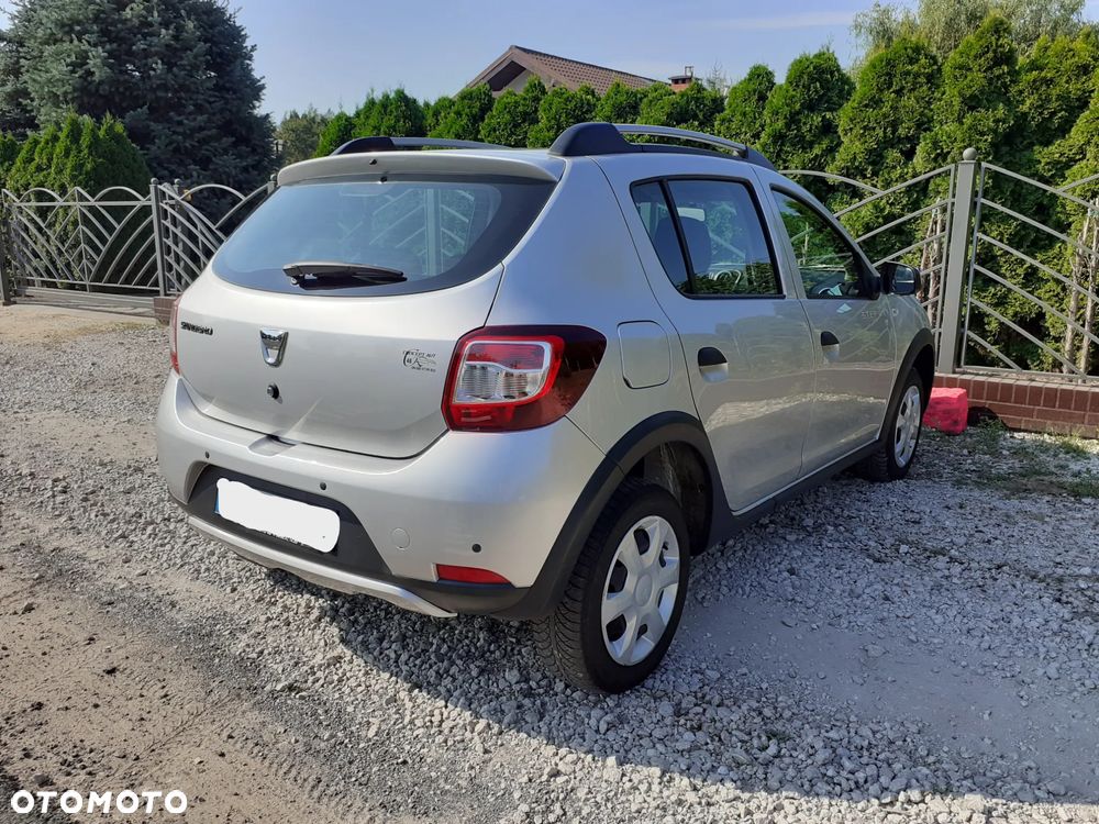 Dacia Sandero 1.5 dCi Laureate - 6