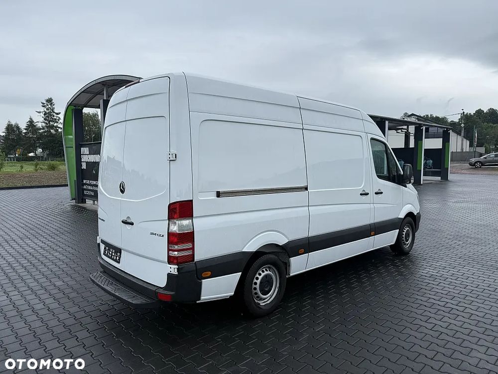Mercedes-Benz SPRINTER - 5