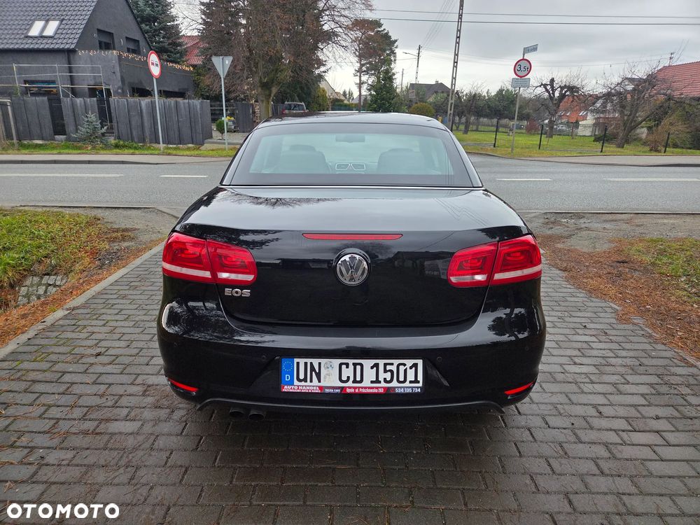 Volkswagen Eos 2.0 TDI DPF DSG Sport & Style - 11