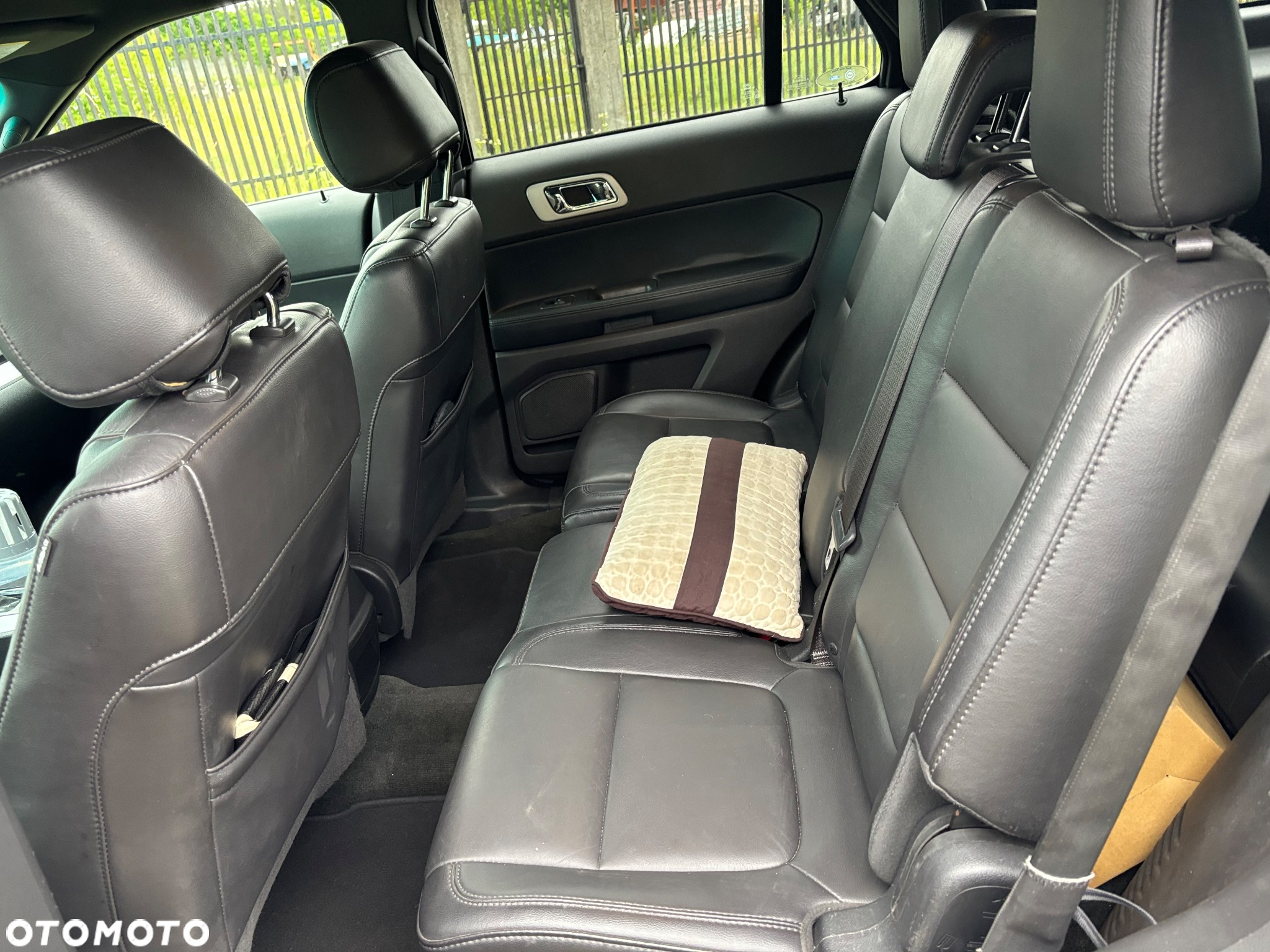 Ford Explorer - 7