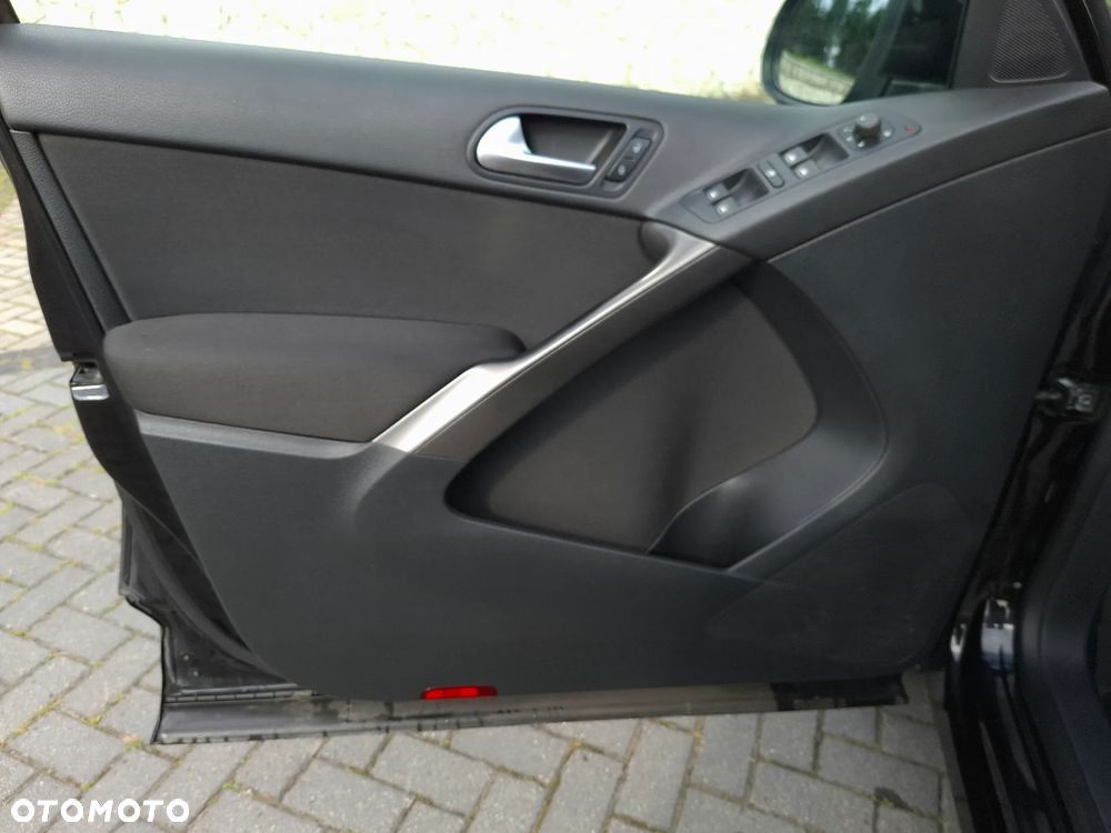 Volkswagen Tiguan 2.0 TDI DPF 4Motion Sport & Style - 22