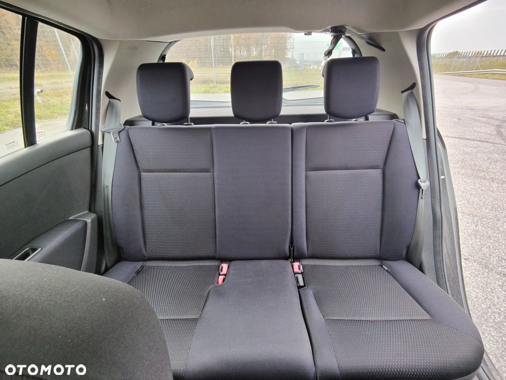 Renault Clio 1.2 16V 75 Dynamique - 10