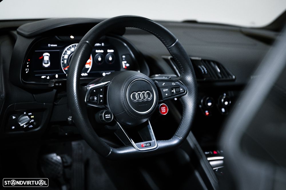 Audi R8 Coupé V10 5.2 FSI quattro S tronic - 11