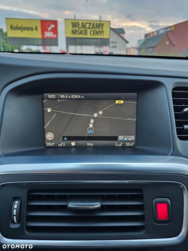 Volvo V60 D5 Geartronic Summum - 7