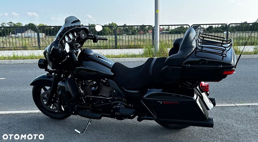 Harley-Davidson Touring Electra Glide - 12