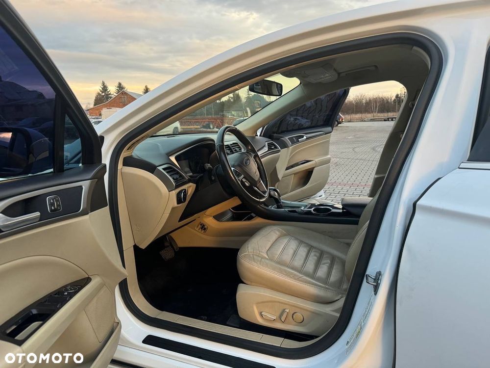 Ford Fusion 1.6 Style - 14