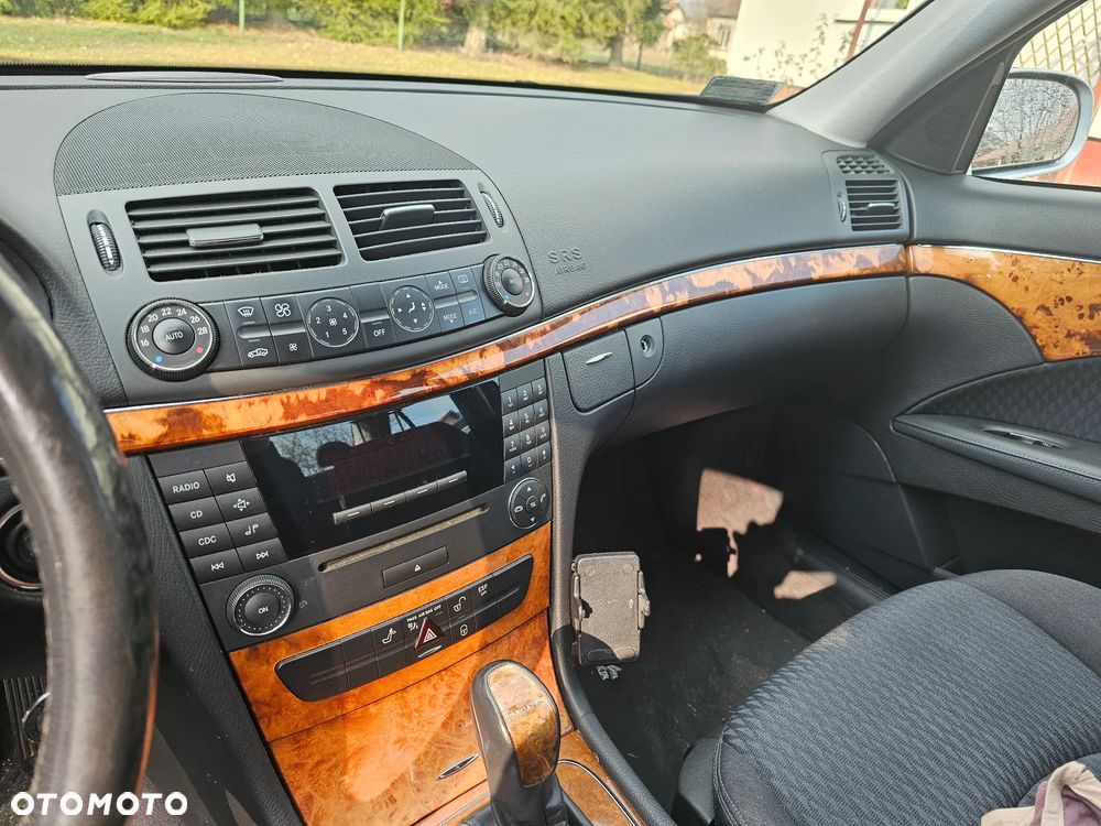 Mercedes-Benz Klasa E 200 Kompressor Automatik Elegance - 5