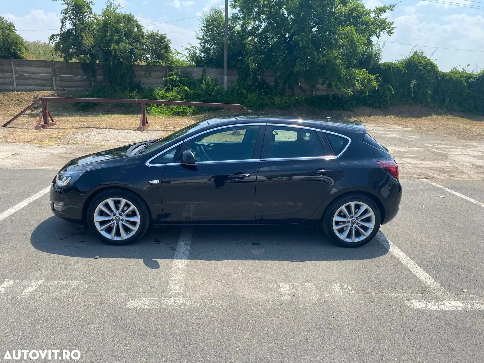Opel Astra 1.6 Turbo Sport - 12