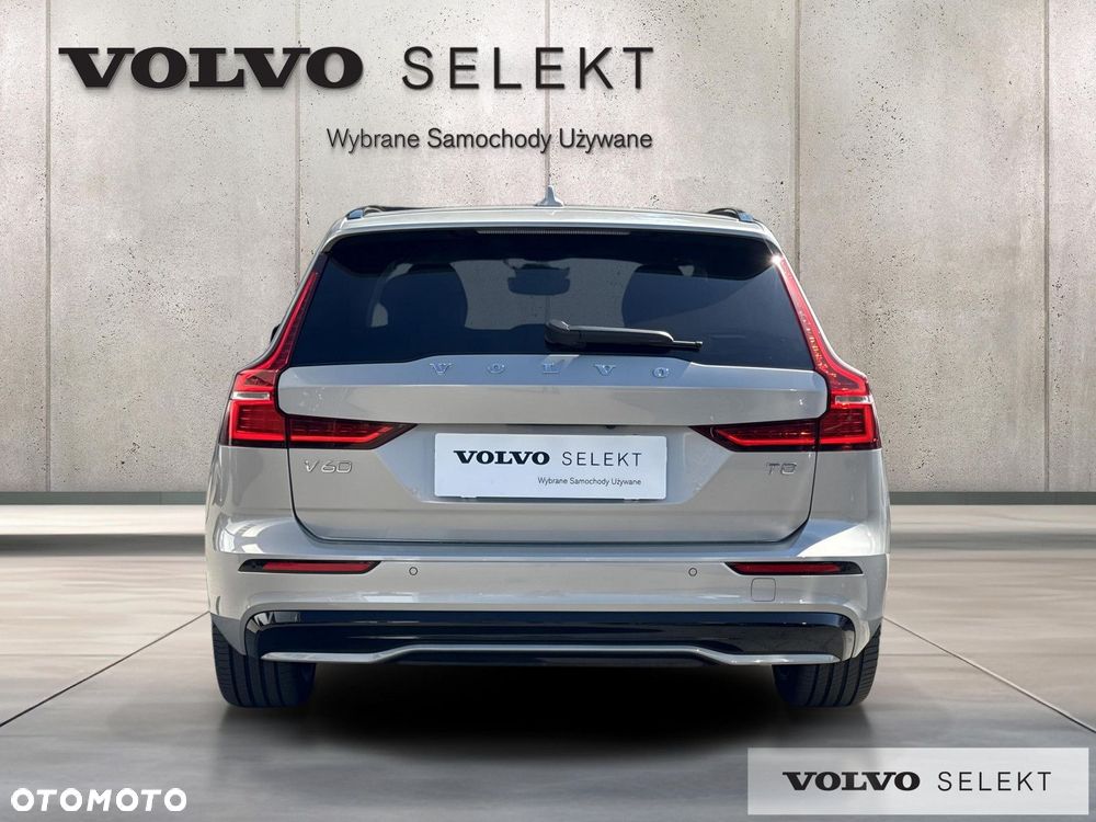 Volvo V60 2025