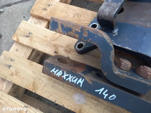Szyna tylna zaczep polowy Case Maxxum 140 - 4