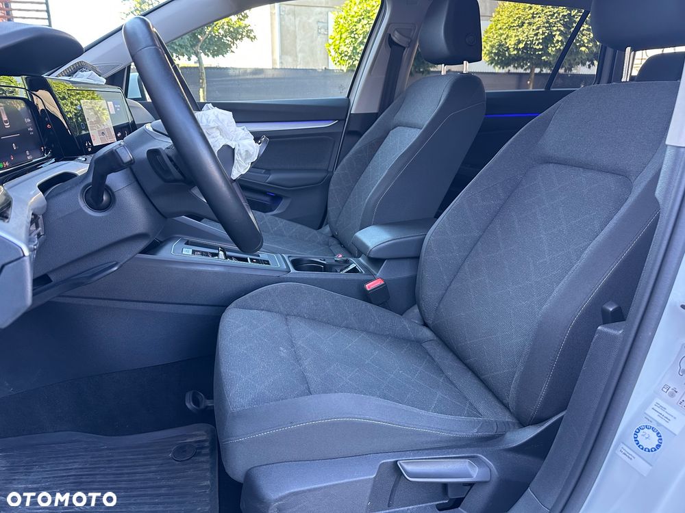 Volkswagen Golf - 24