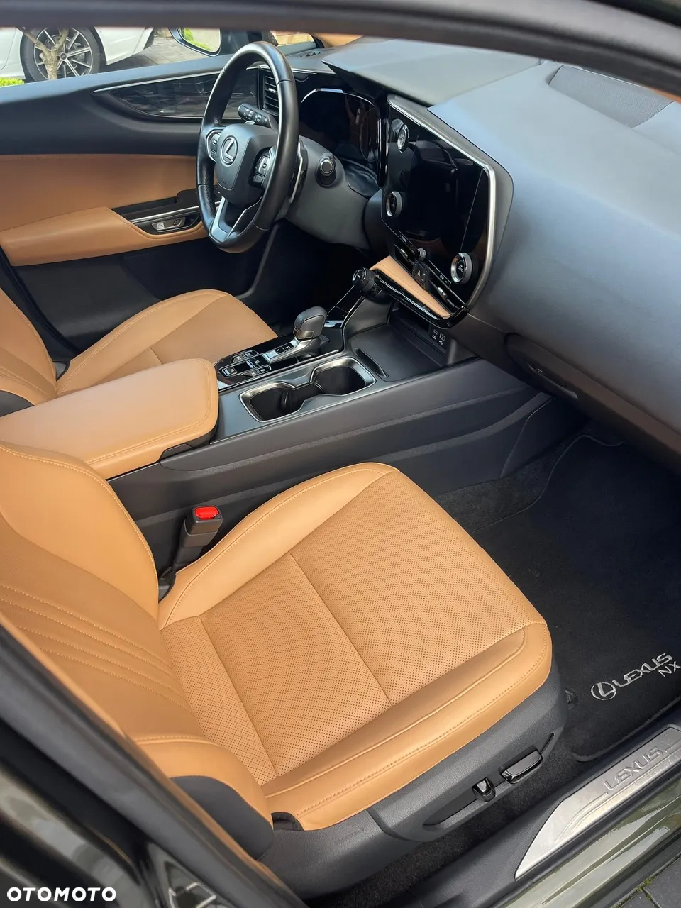 Lexus NX 450h+ Prestige AWD - 16