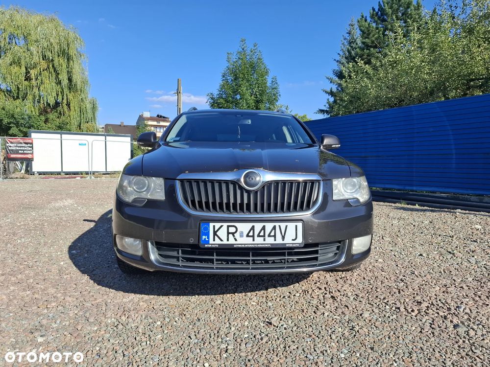 Skoda Superb 2.0 TSI Ambition DSG - 11