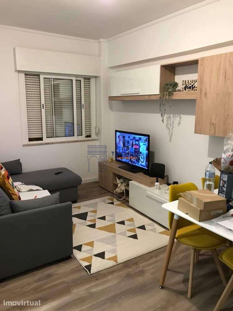 Apartamento T2 Benfica Ar Condicionado Elevador Benfica - Grande imagem: 4/9