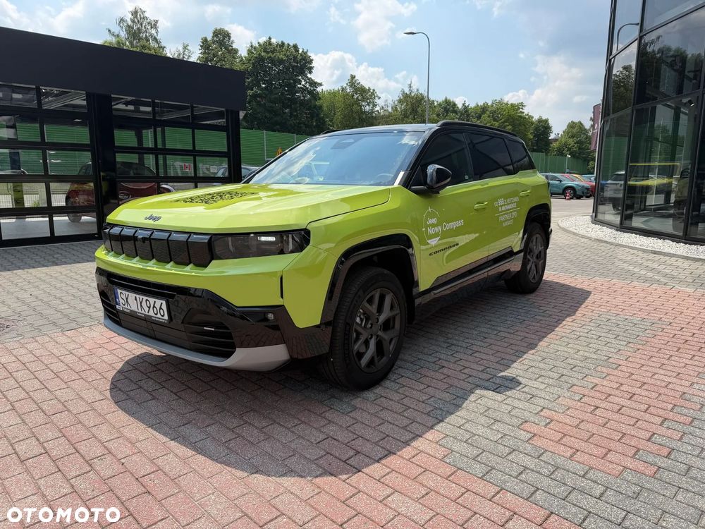 Jeep Compass 1.2 T3 mHEV Summit FWD DCT - 3
