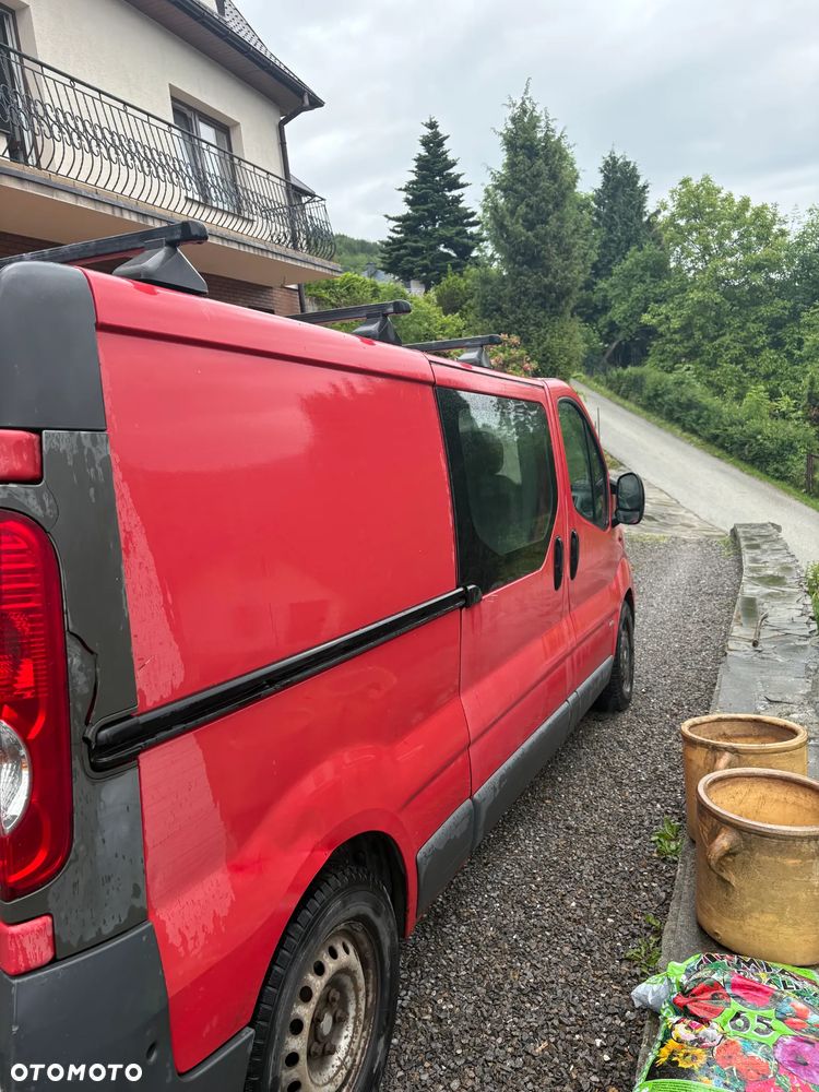 Opel Vivaro - 2