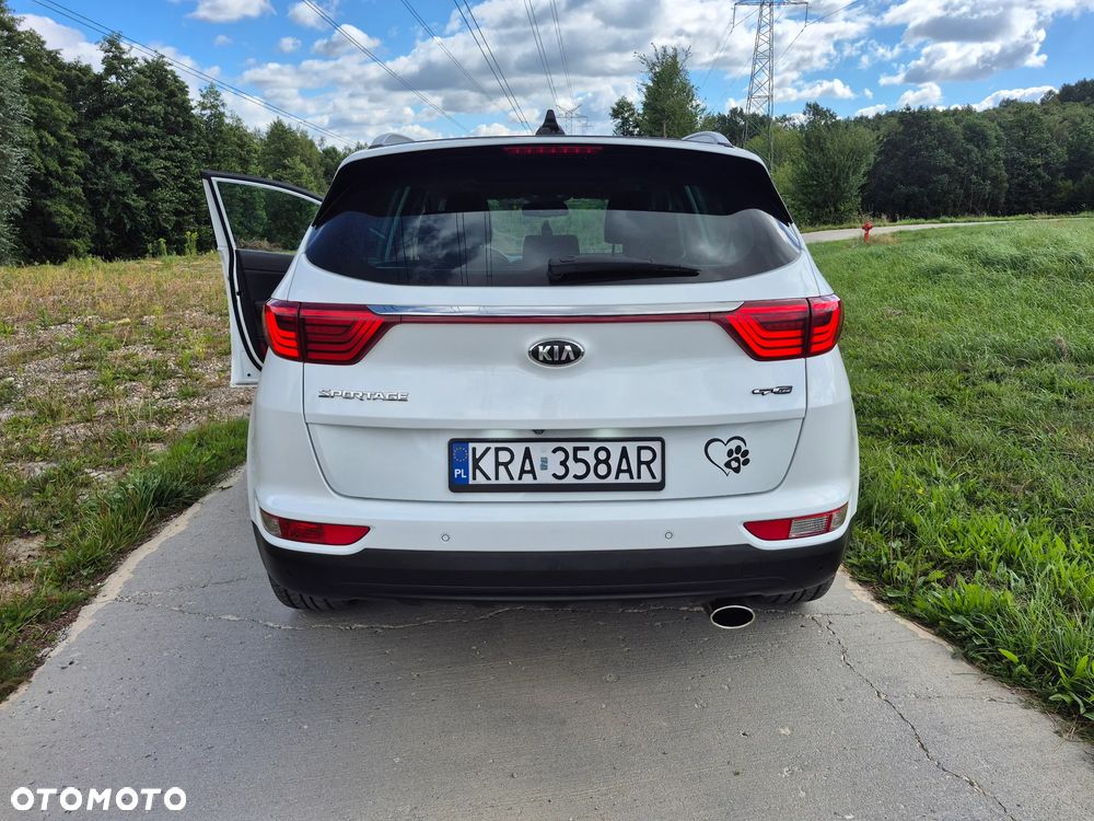 Kia Sportage 2,0 CRDI AWD GT Line - 10