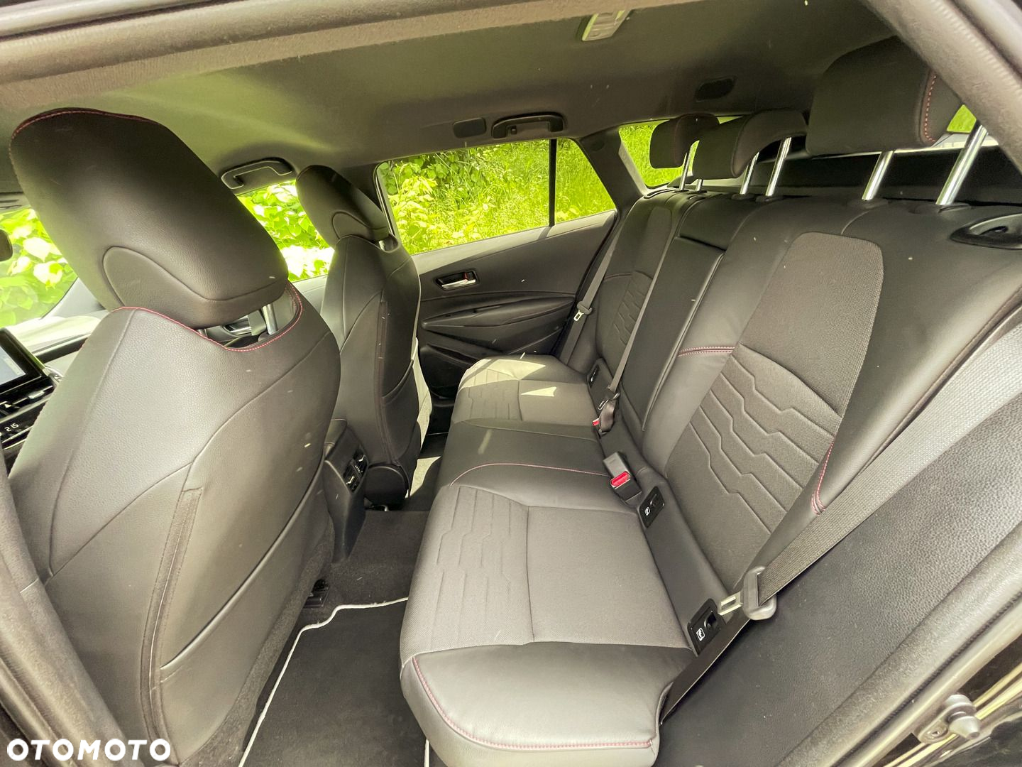 Toyota Corolla - 10