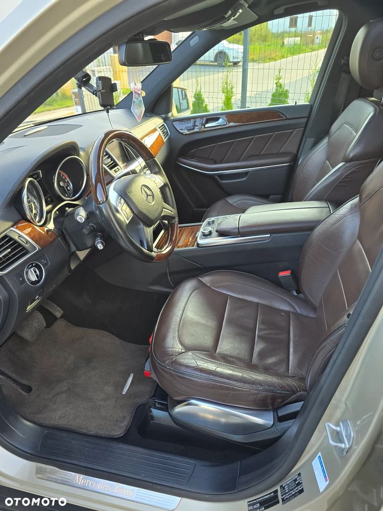 Mercedes-Benz GL 500 4-Matic - 7