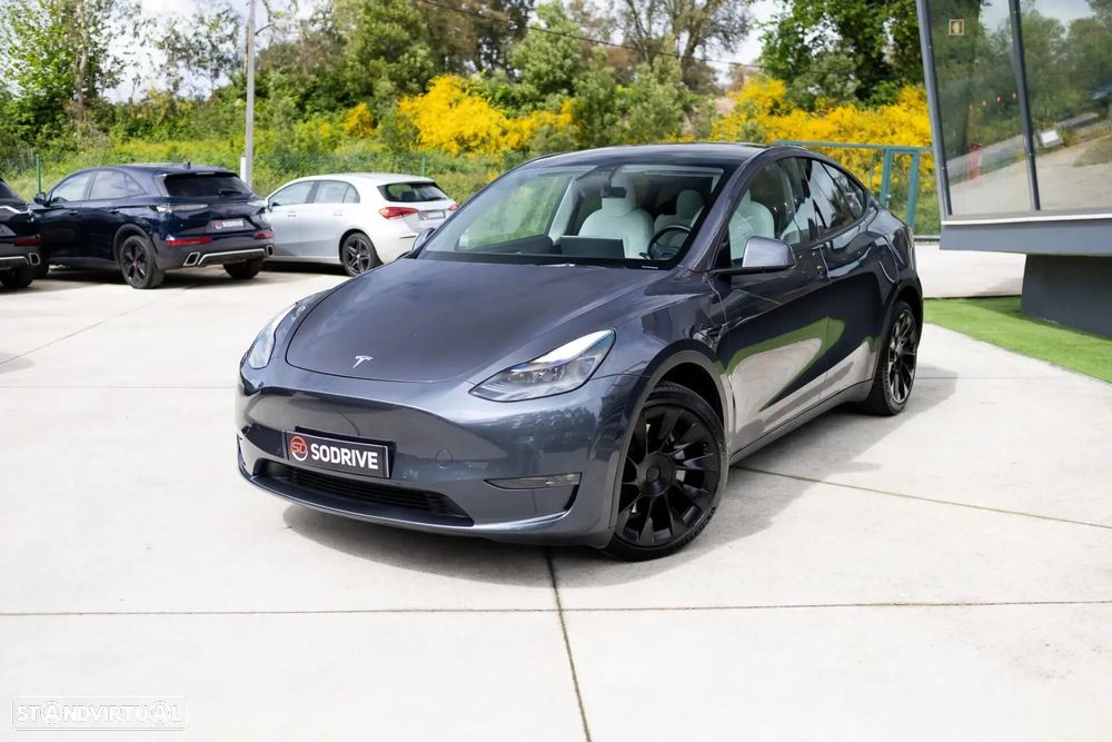 Tesla Model Y Long Range Tração Integral - 27