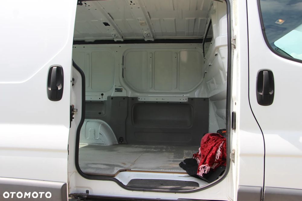 Opel Vivaro - 7