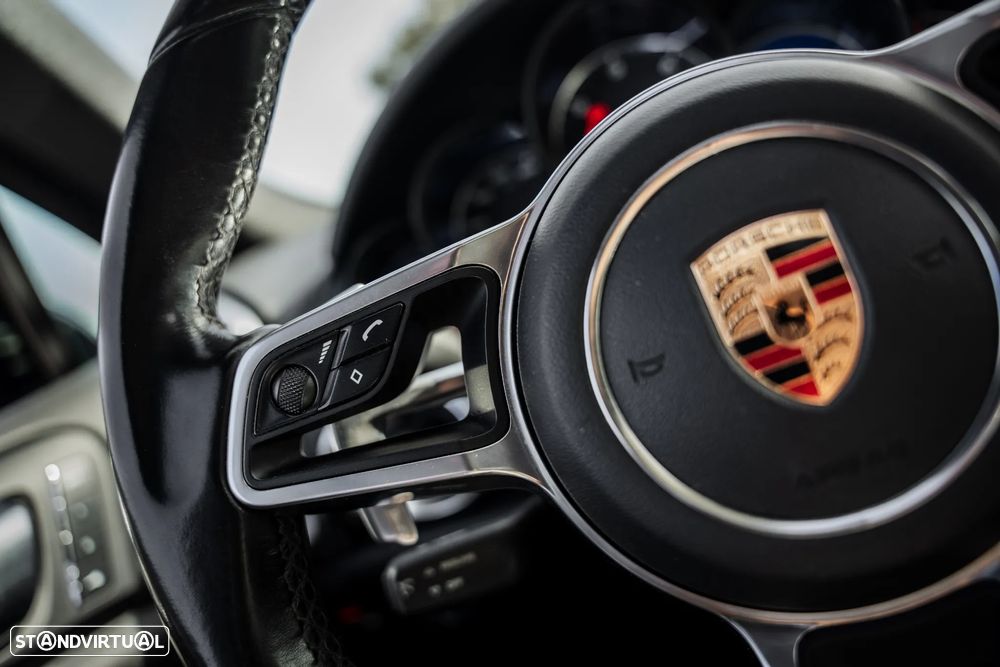 Porsche Cayenne Platinum Edition - 43