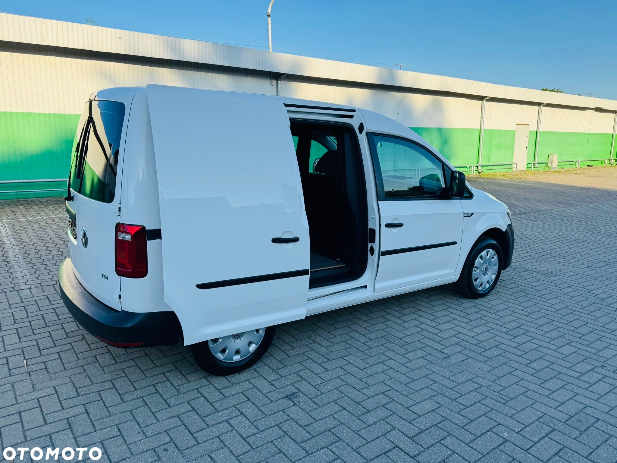 Volkswagen Caddy - 14