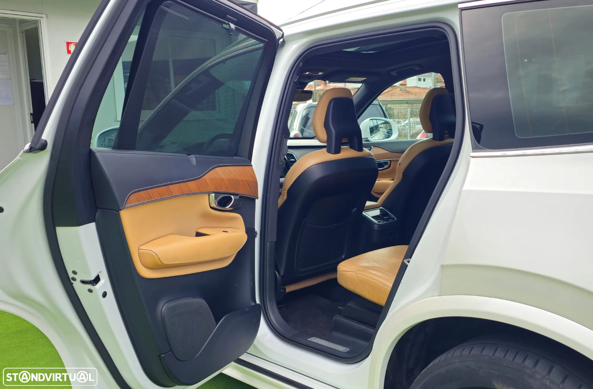 Volvo XC 90 2.0 B5 Inscription AWD - 19