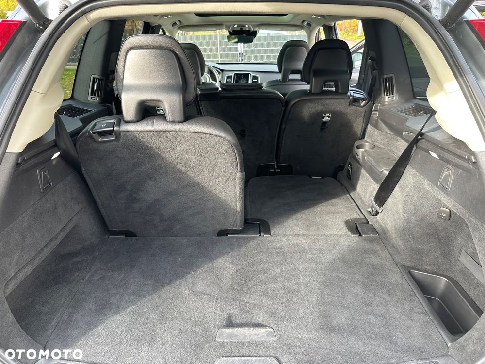 Volvo XC 90 T6 AWD Momentum 7os - 16