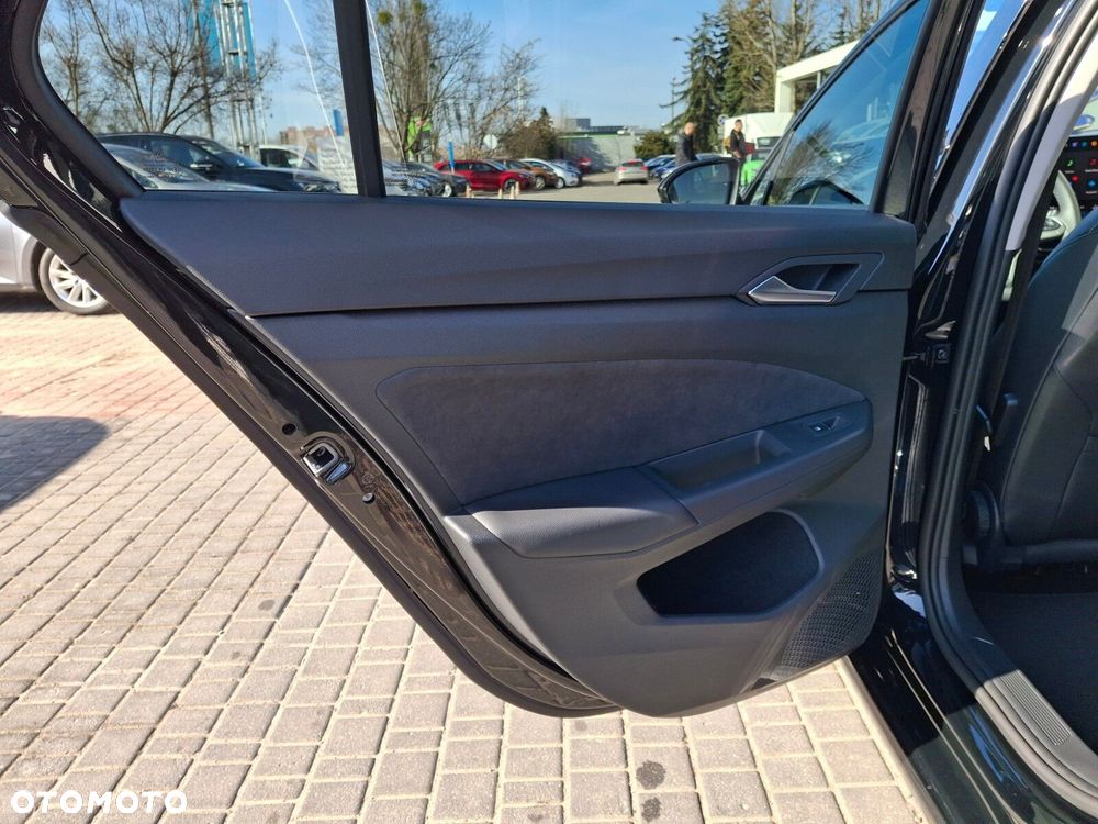 Volkswagen Golf 2.0 TDI Life Plus - 11