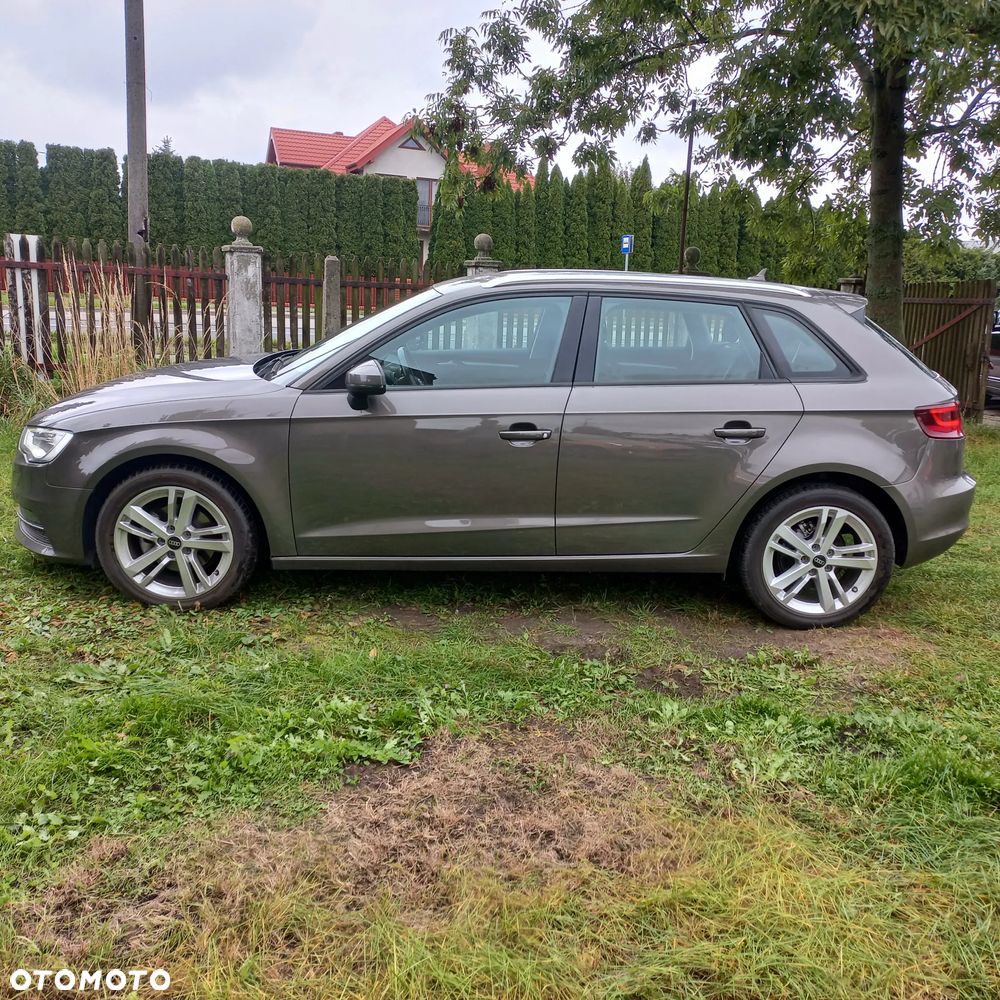 Audi A3 Sportback 1.6 TDI clean diesel Ambiente - 14