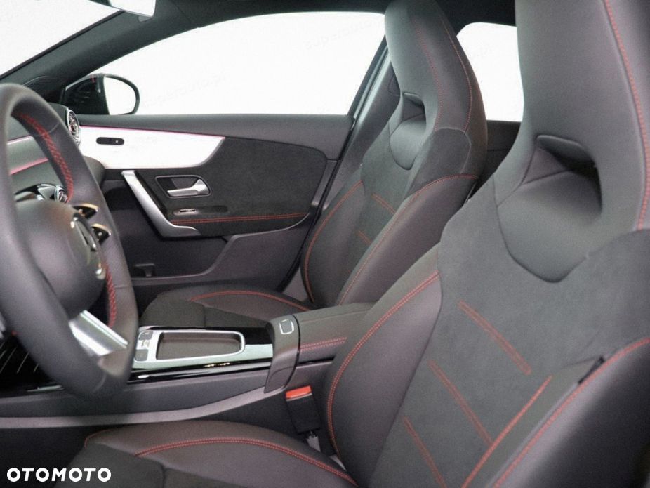 Mercedes-Benz Klasa A 200 AMG Line 7G-DCT - 8